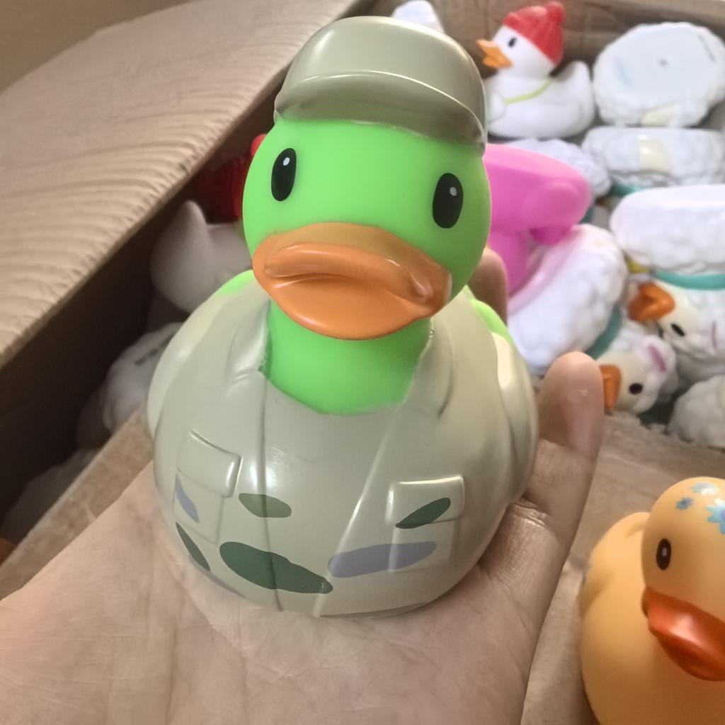 1pcs 8cm Original High Quality Rubber Duck Assorted Duck Bath Toys Kids Shower Toy Gifts Baby Birthday Party Gifts Decorations