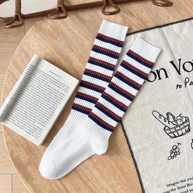 

Белые полосатые носки из чесаного хлопка в японском стиле в стиле ретро для женщин, средние носки для колледжа из хлопка One Size