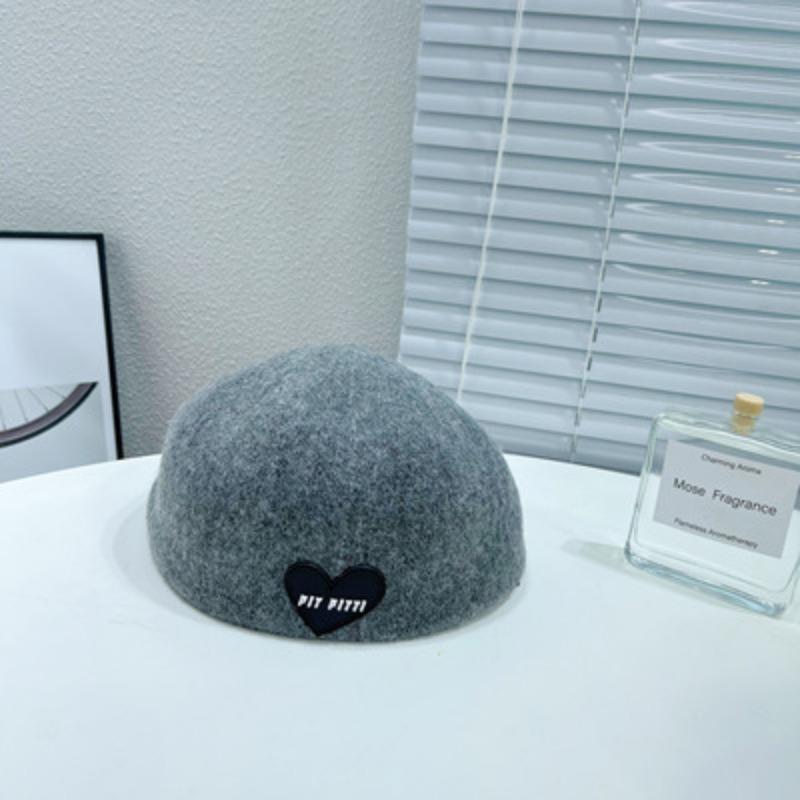 New Autumn and Winter Beret Female Painter Hat Big Head Circumference Warm Tweed Love and Wear Baseball Cap Back