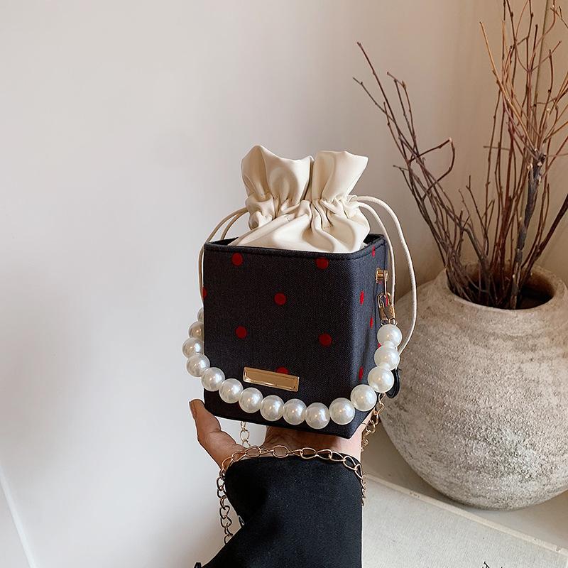 Hand carry pearl pump with bucket bag 2025 autumn new simple fashion high value chain shoulder messenger bag