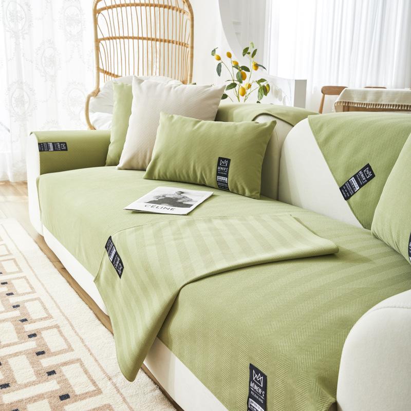 Plüsch Leichtes Luxus-Sofakissen in Volltonfarbe, Vier Jahreszeiten, universelles, rutschfestes Wohnzimmer, Stoff, Leder, Sofakissenbezug, Handtuch