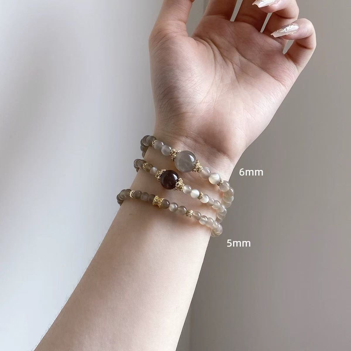 

DJ Jewelry Crystal bracelet for women, natural labradorite milk tea moonstone bracelet, gentle temperament, gift for girlfriend Sunset Mountain/about5mm