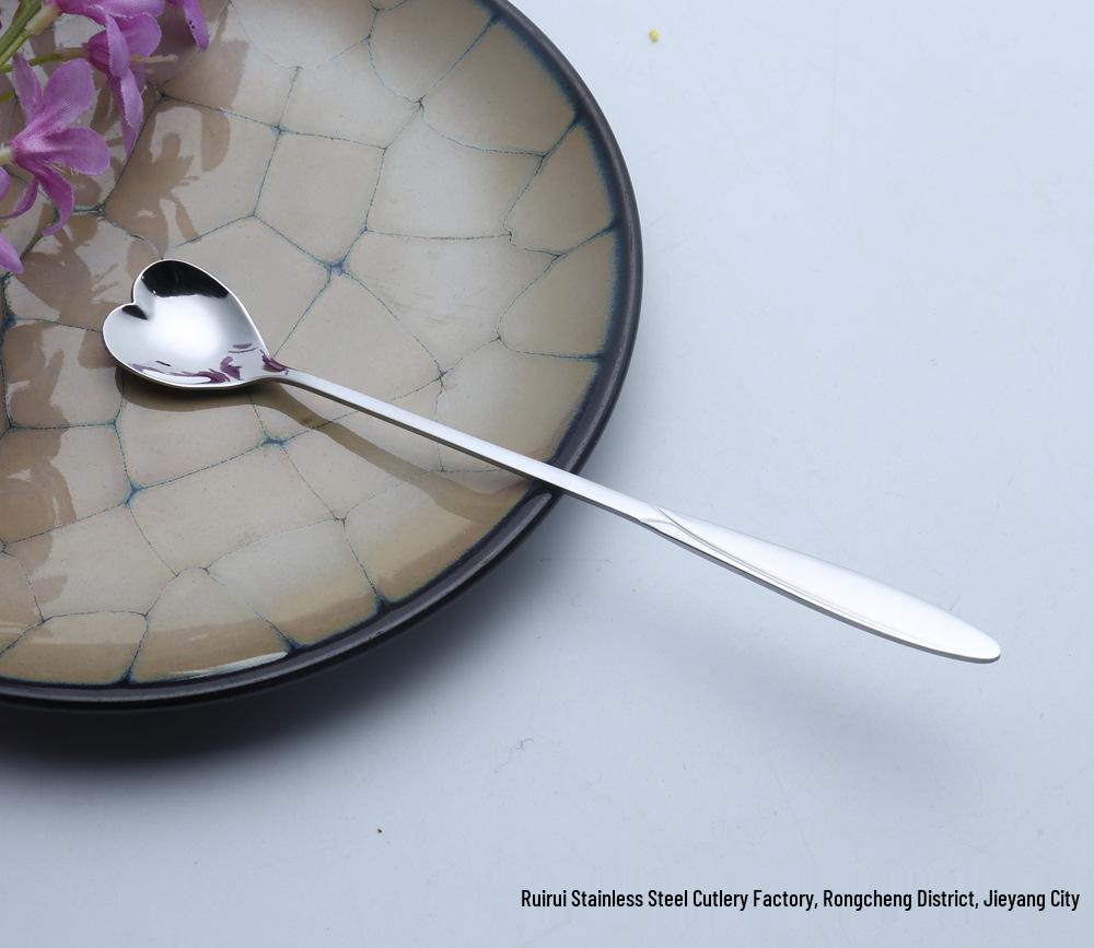 

Heart-Shaped Stainless Steel Flower Spoon with Long Handle - Perfect for Coffee, Stirring, and Weddings