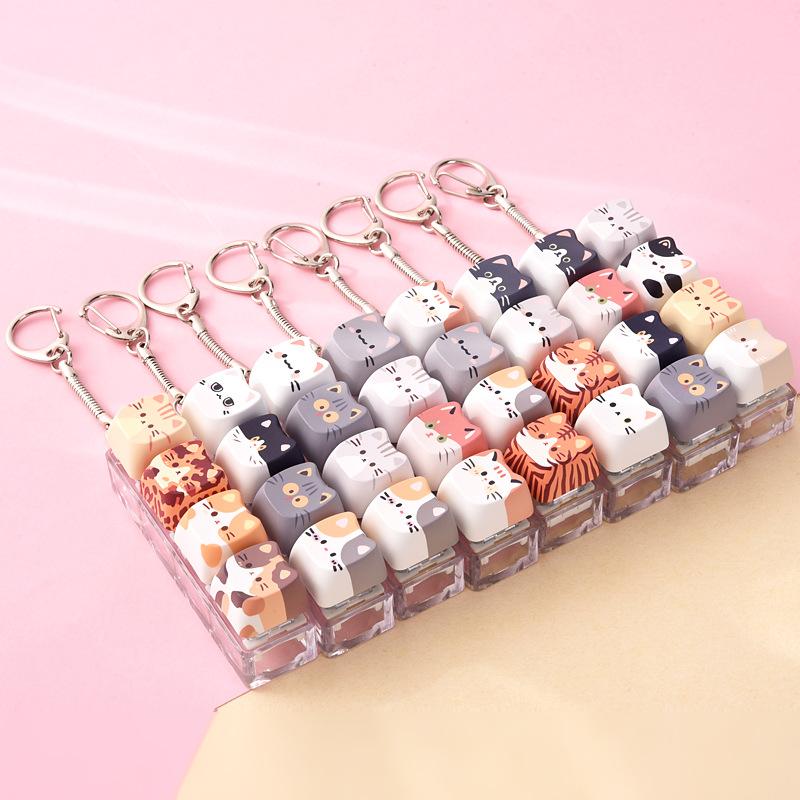 1Pcs Cute Cat Keyboard Fidget 4 Keys Creative Design Keycap Keyring Finger Button Kawaii Mechanical Keyboard Keychain