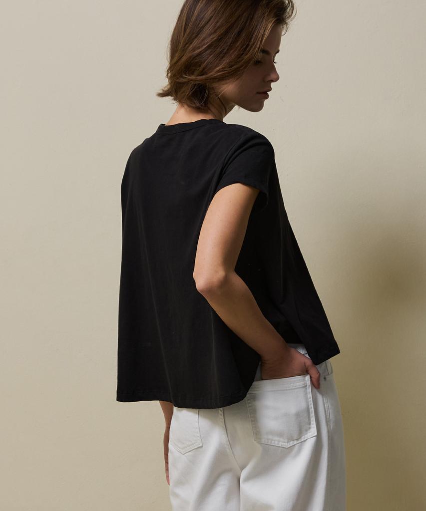 SHINE ON YOU Cotton A-Line Half Tee_ Black