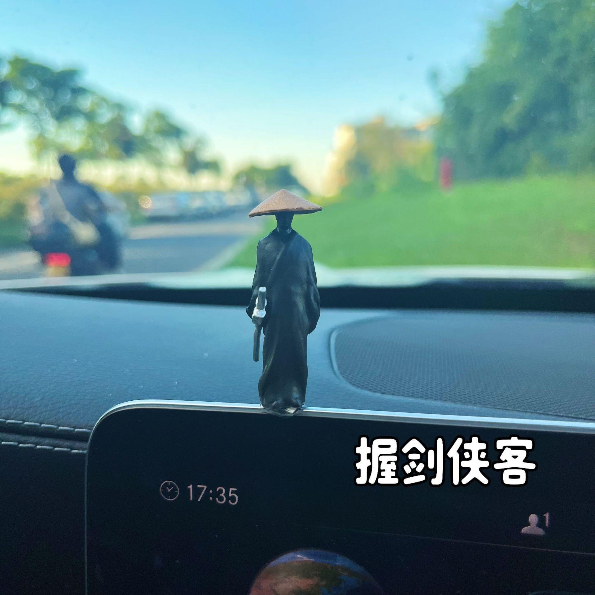 

Украшение для приборной панели автомобиля, водонепроницаемая скульптура, легко моется, кукольный домик, статуэтка, украшение для офисного стола