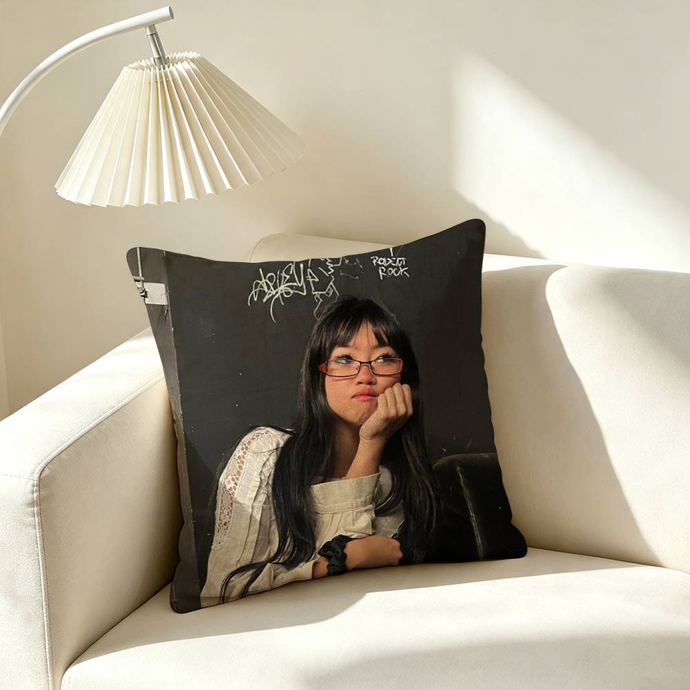 Bbeabadoobee Pop Singer Square Doublesided Printed Pillow Case Bedroom Bedside Pillow Sofa Cushion Cover
