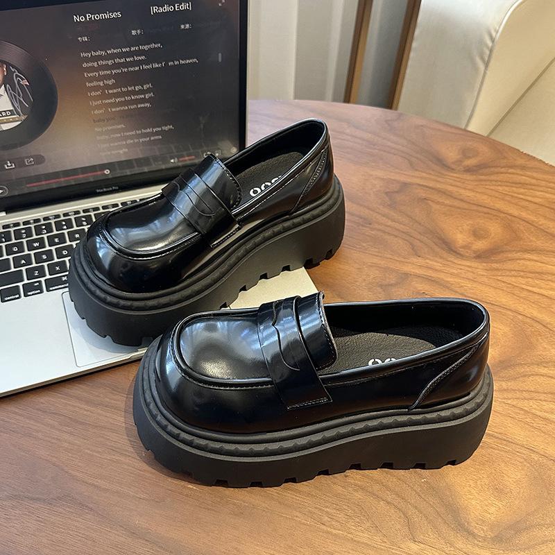 Platform Women's New Shorty Le Increases the Height of British Small Leather Shoes, Black One-pedal Single Shoes