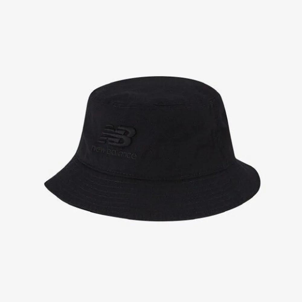 [New Balance] Hat BQK NBGDDSL105-19 Washed Big Logo Bucket Hat Black series