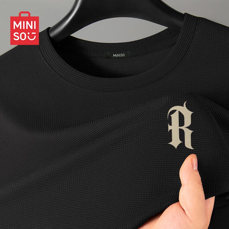 MINISO Men's Heavyweight Waffle Knit Long Sleeve T-shirt