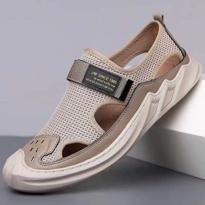 Men's Shoes Summer Breathable Mesh Shoes Outer Wear Sports Leisure Hole Shoes Men's Mesh Shoes Sports Sandals Men