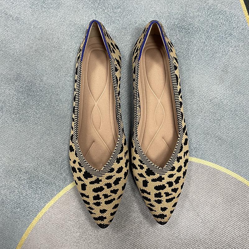 Classic Queen Women's Pointed Toe Fly-Knit Flats, Multicolor, Plus Size 41-43