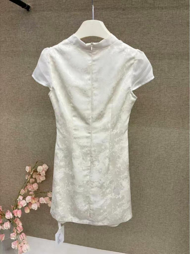 UONE2025 Summer Chinese Jacquard Cheongsam Dress with Frog Buttons and Hollow Waist Design