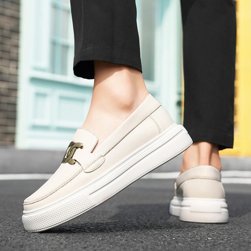 Fashion Classic Beige Loafers Men Breathable Leather Shoes Flat Casual Shoes Men Slip-on Peas Shoes for Men Footwear Mocasines Hombre