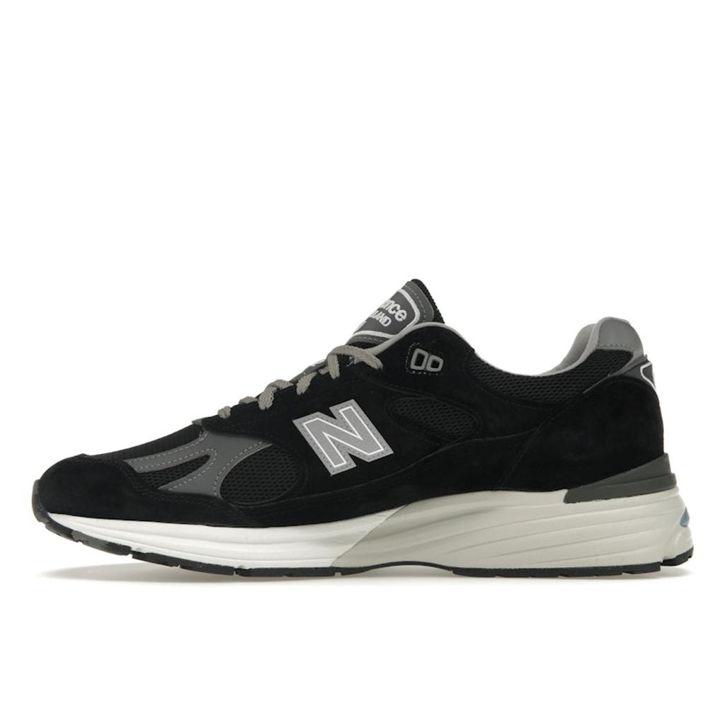 New Balance 991v2 Made in England Black Unisex Sneakers Grey U991BK2