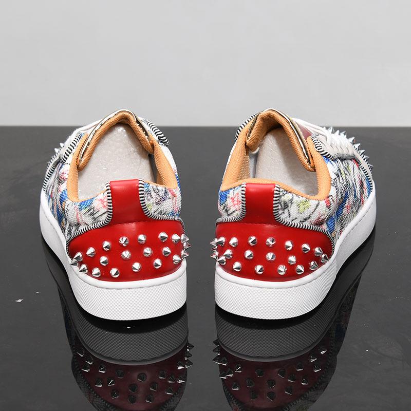 Atmungsaktive Frühlings-Neue Nieten Rote Sohle Schnürschuhe Strass Low-Top Deodorant Board Schuhe 2m