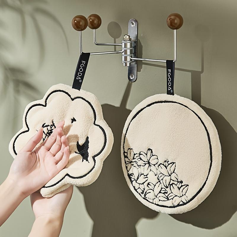 1pc Chinese Style Hand Towel Kitchen Bathroom Lantern-shaped Soft Absorbent Towel Wall Hanging Handkerchief Round Towel