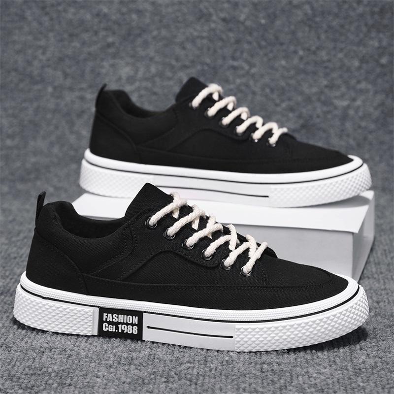 New Men's Classic Four Seasons Fashion Low Top Canvas Skateboarding Shoes Comfortable Soft Sole Sneakers