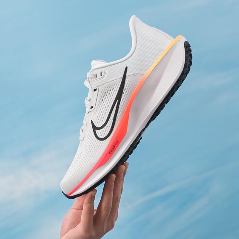 Nike Men's Quest 6 Running Shoes