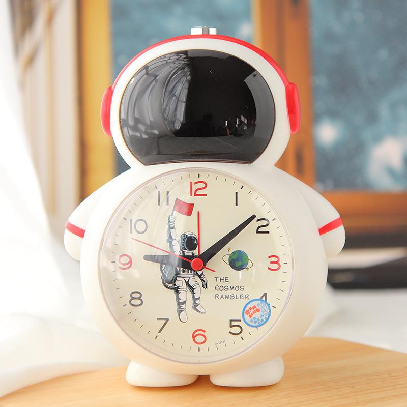 

Креативный студенческий многофункциональный бесшумный прикроватный светящийся ленивый мультяшный говорящий детский будильник «Астронавт»