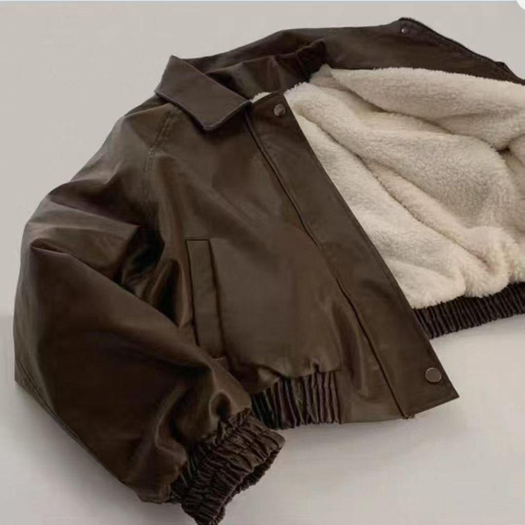 Korean Style Velvet-Lined PU Leather Jacket - Petite, Loose Fit, Short, Autumn/Winter Women's Coat