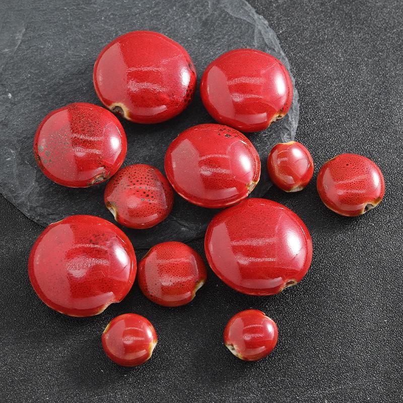 Rote Serie Keramik glasiert flach rund Porzellan Perlen Halskettenanhänger für DIY Schmuck