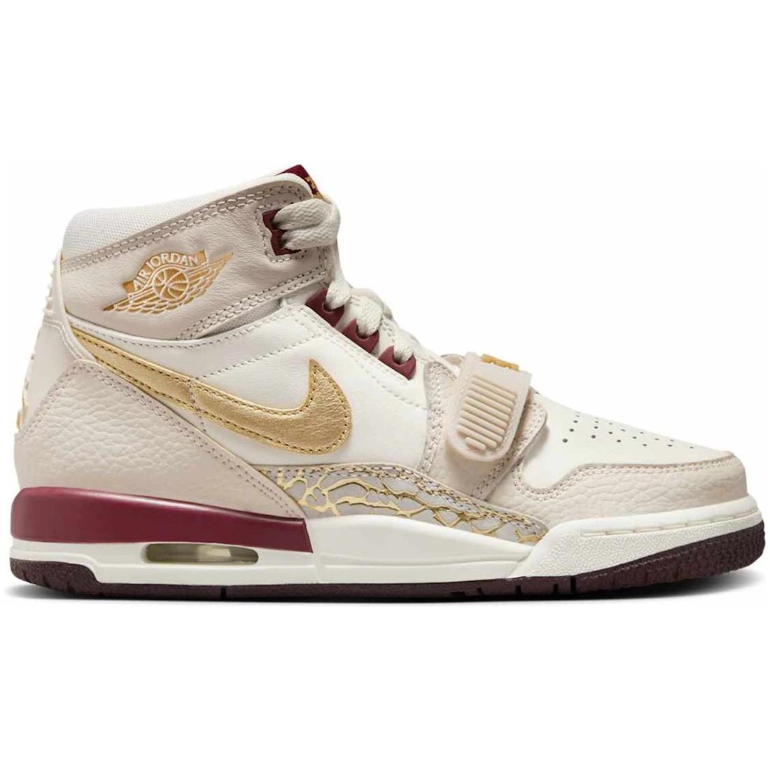 

Sneaker Jordan Legacy 312 Year of the Snake Burgundy Tint (2025) (GS)(IB4914-161) 36
