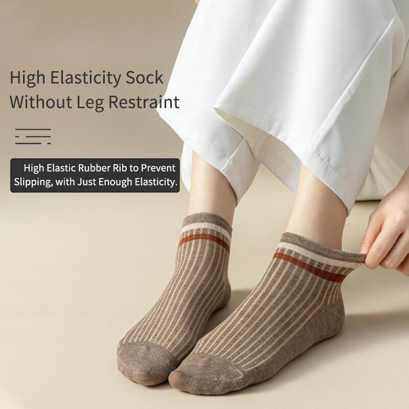10 Pairs of Women Is Spring and Summer Four Season Striped Solid Colors Simple and Fashionable Comfortable College Socks