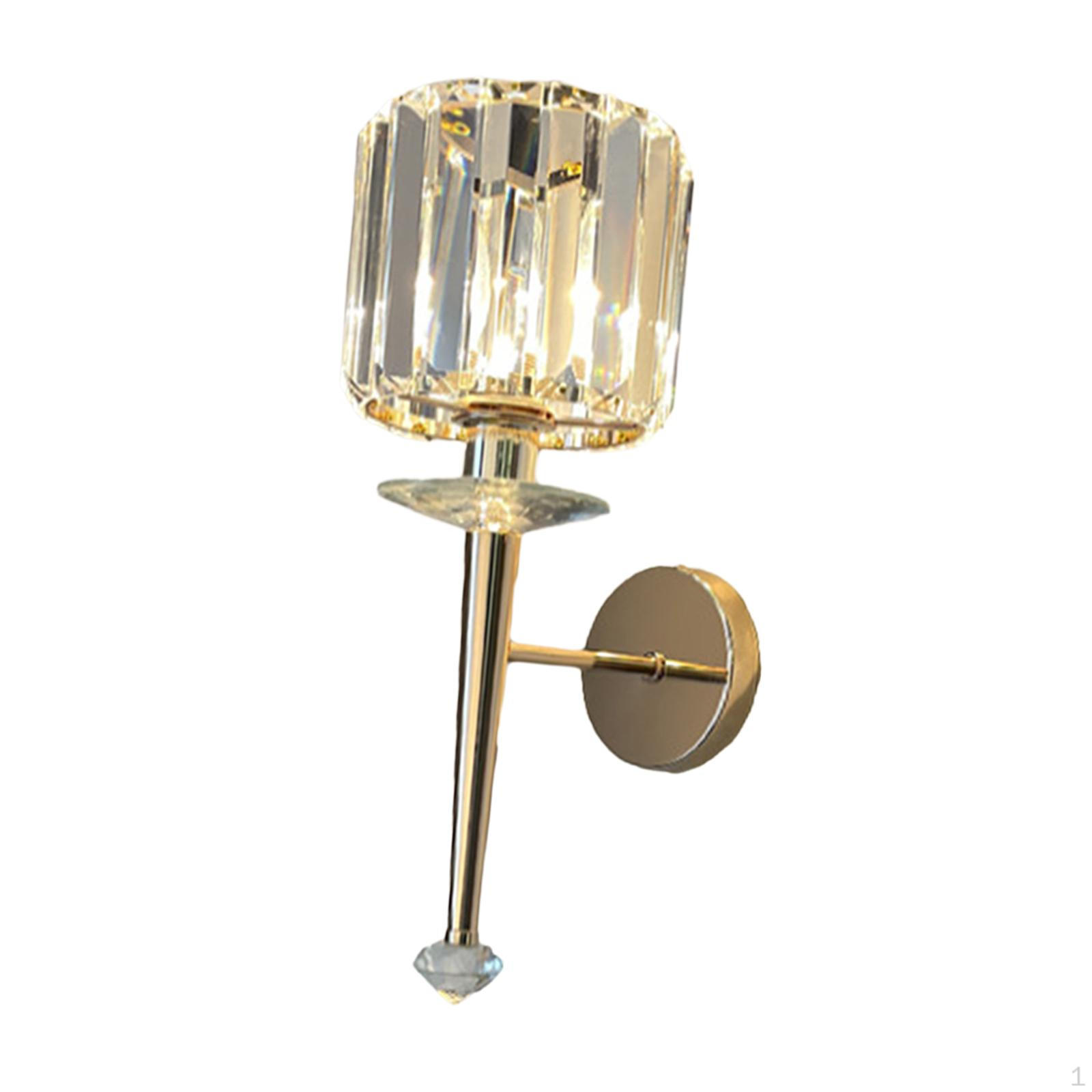 

Современный настенный светильник-бра для спальни или офисного помещения Style B