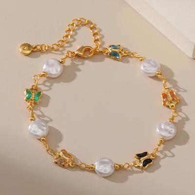 Franc Fjäril Hänge Armband Imitation Pärla Lyx Kvinna Elegant Ädel Temperament Dam Present Armband Oregelbunden Koreansk Enkel Armband