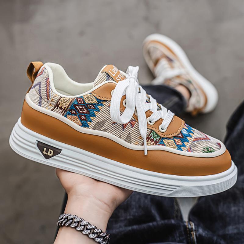 Men's Fashion Casual Low Top Skateboarding Shoes Boys Comfortable Sneakers Male Students Trending Soft Sole Classic Breathable Gym Non-slip