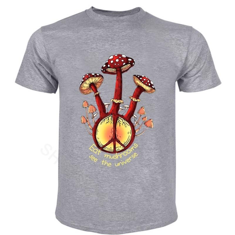 

Hippie Eats Mushrooms See The Universe T Shirt Black Cotton Men summer t shirt men New Fashion tshirt euro size drop shipping 4XL