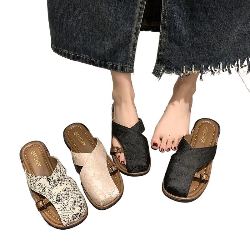 Baotou half slippers women's summer fashion 2025 new thick bottom skirt going out sandals