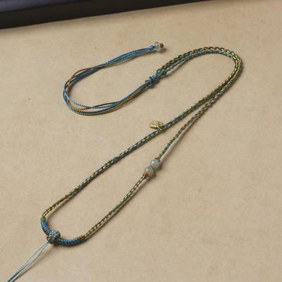 Collana con Pendente di Giada Intrecciato a Mano Otto Tesori con Ciondolo Bussola e Fibbia della Pace