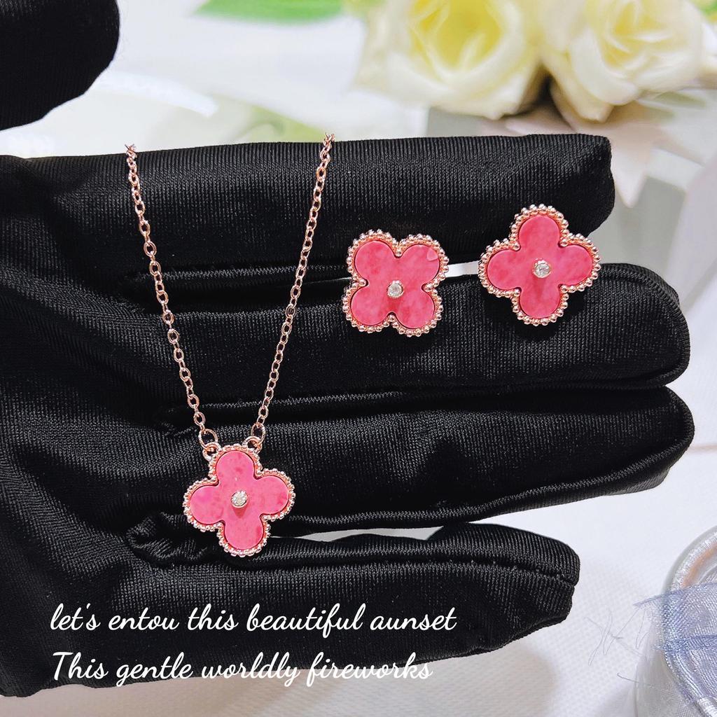 Internet Celebrity Lulu Four-Leaf Clover Necklace Women'S Light Luxury Niche Design Premium Rosewood Bracelet Stud Earrings Pink Diamond Set