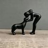 Escultura de Mujer y Perro Impresa en 3D para Mesa Figura de Mujeres Besando a un Perro para Decoración de Estante de Escritorio de Oficina en Casa