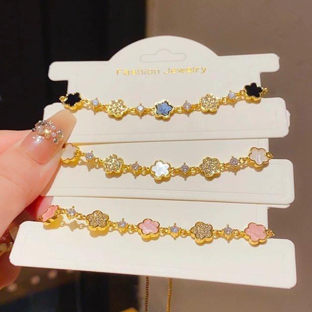 Floral Hand Chain With Gold Plating For Women Fashion Accessory Summer