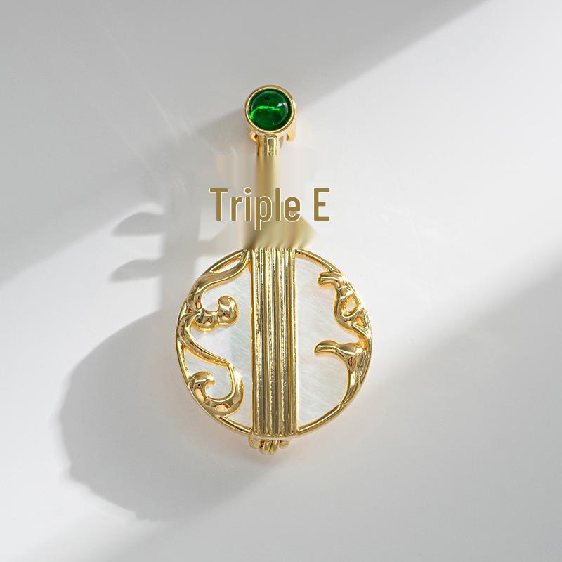 Bo Xin Yun Ethnic Shell Pipa Brooch - Elegant Qipao Corsage