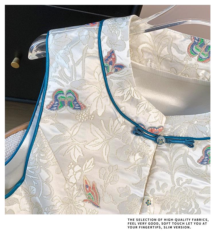 2025 Spring Retro Chinese Sleeveless Waistcoat with Stand Collar & Embroidery