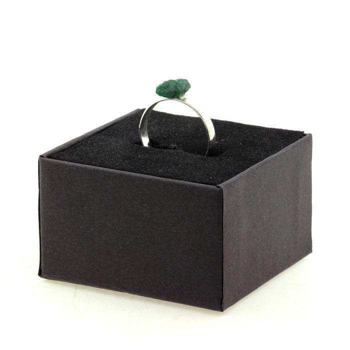 Pierres et Minéraux. Bague Emeraude brut plaqué argent. 7.59 ct. Taille réglable.