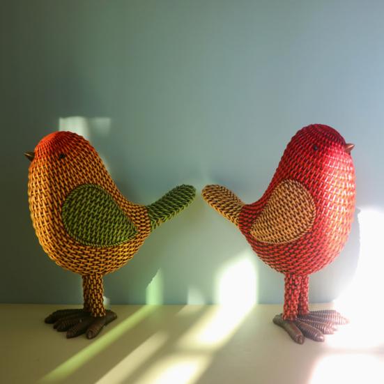 Bird Ornament Mini Design Portable Resin Decorative Statue Unique Appearance Figure Living Room Bedroom Office Home Decor