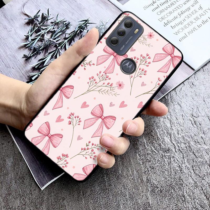 

Pink Bow coequtte Phone Case For Motorola G85 G55 G05 G14 G75 G31 G50 G10 G20 G30 G60 G13 G32 G84 G54 G53 G72 G24 Power Moto G31