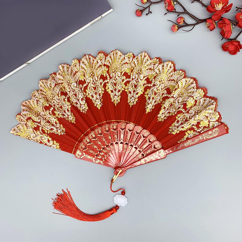 

1 шт. Классический Подарочный Пластиковый Веер для Танцевальных Выступлений Складной Разноцветный Новый Китайский Стиль Древний Стиль Элегантная Резьба Фотография 1PCS красный