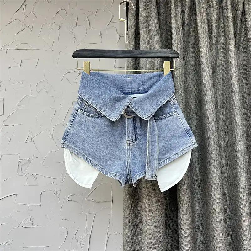 Damen Beigefarbene High Waist Jeans-Shorts mit Oversized-Kragen und Bindegürtel, Lässige Hotpants