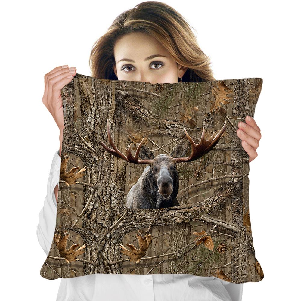 Animal Pillowcase Beautiful Wild Boar Hunting Reversible Printed Cushion Cover Home Fun Throw Pillow