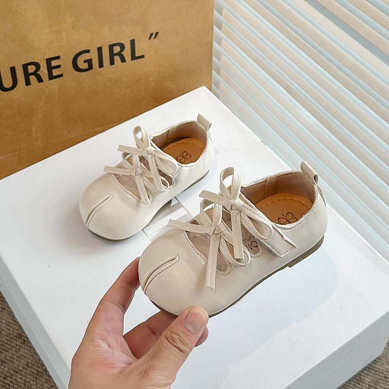 

Girls soft-soled fashion bow ladyshoes 2025 spring new little girl Korean version princess single shoes show leather shoes 21