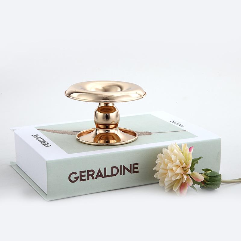 Elegant European Metal Candlestick for Scented Candles - Christmas Retro Design