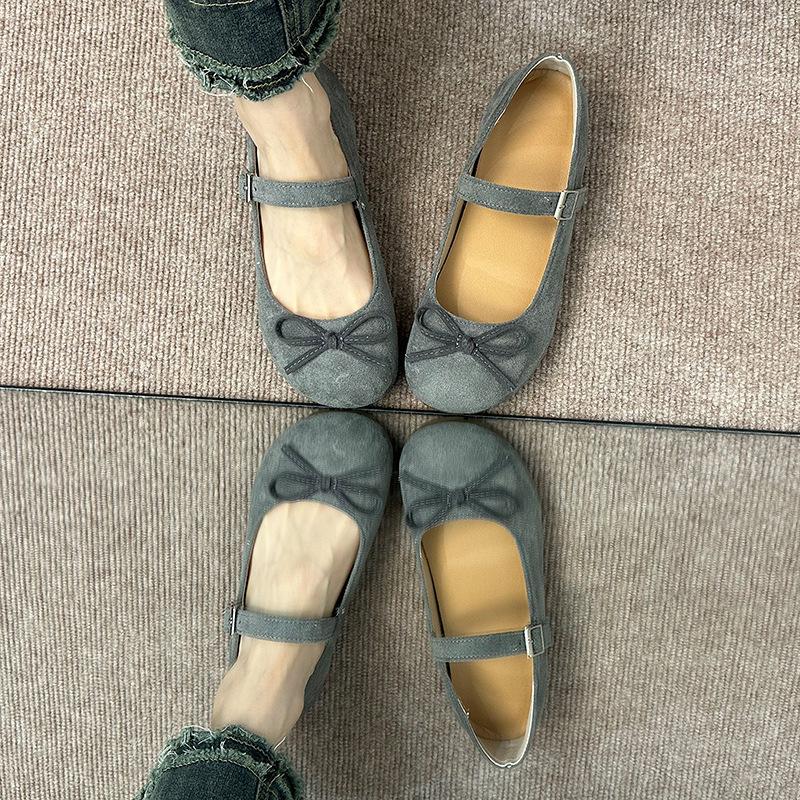 

Silver French bow ballet shoes for women s 2025 spring and summer new soft-soled skirt jk Mary Jane small leather shoes 40 серый