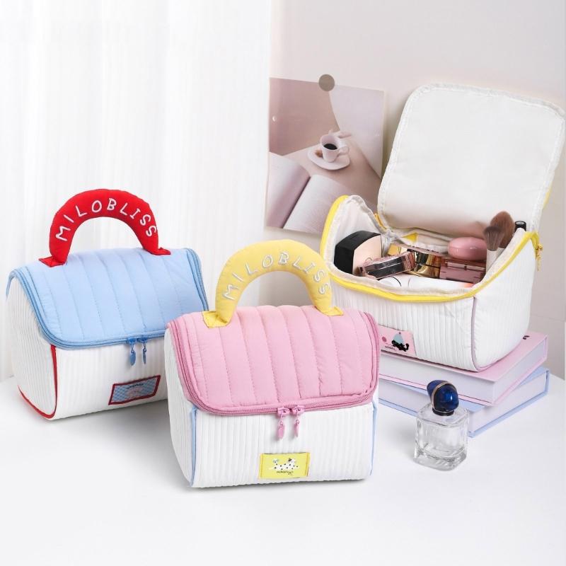 Handheld Makeup Bag Travel Cosmetic Bag Large Capacity Toiletry Bag Wash Bag Lovely House Skincare Storage Bag