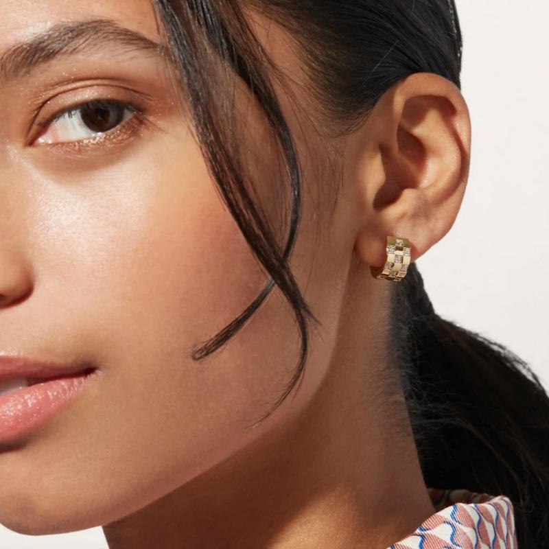 Hip-Hop Stil Premium Metall Messingbeschichtet 18 Karat Echtgold Inlay Zirkon Ohrstecker Ohrringe Nische Leichter Luxus Ohrringe